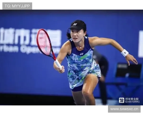 朱琳训练完直接拎包逛奢侈品店，这消费节奏谁跟得上