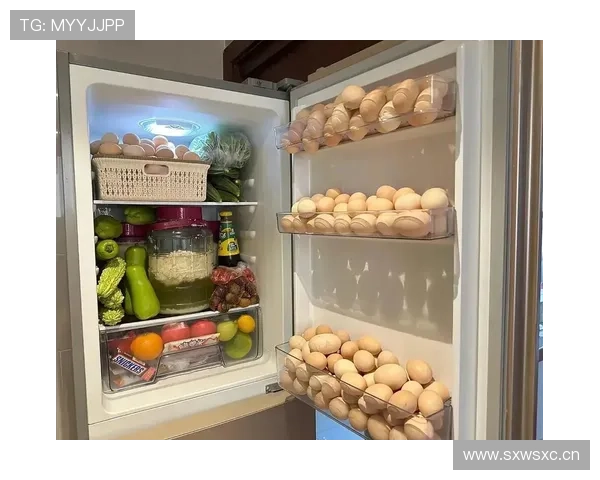 侯志慧赛前吃香蕉被拍，结果家里冰箱塞满同款进口货