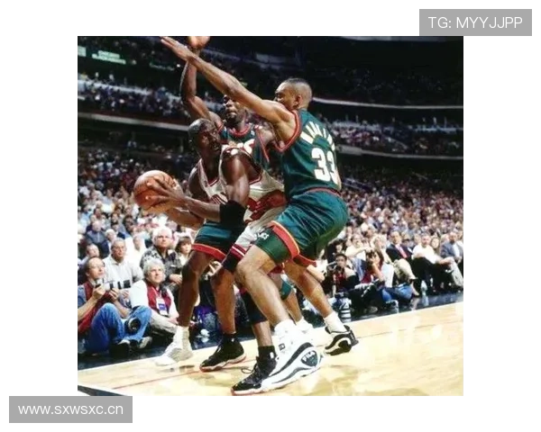 乔丹无球跑动撕裂防守，关键回合得分占比超四成