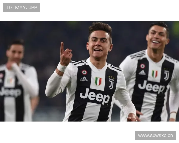 迪巴拉蹭了个奢侈范儿，大街上穿得跟走秀一样，有点过头了吧？