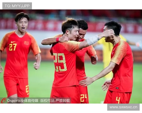 本赛季更积极压制对位边锋，张琳芃右后卫直塞撕开防线